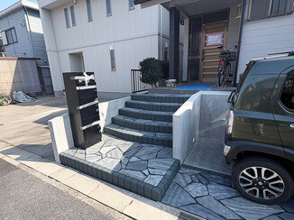 外構工事その他 ローラーストーンで魅せるデザイン性の高いオシャレな駐車場